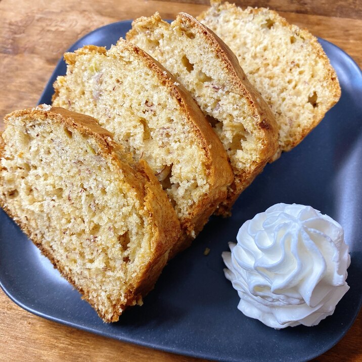 素朴〜なバナナケーキ！ぺろっと食べれます